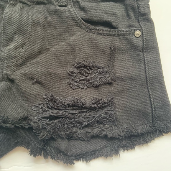 Zara Girls Damaged Denim Shorts - Picture 4 of 5